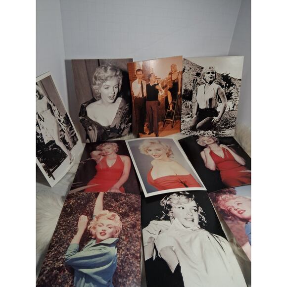 Lot of 20 Postcards of Marilyn Monroe Different Movies or Collections - Picture 1 of 16